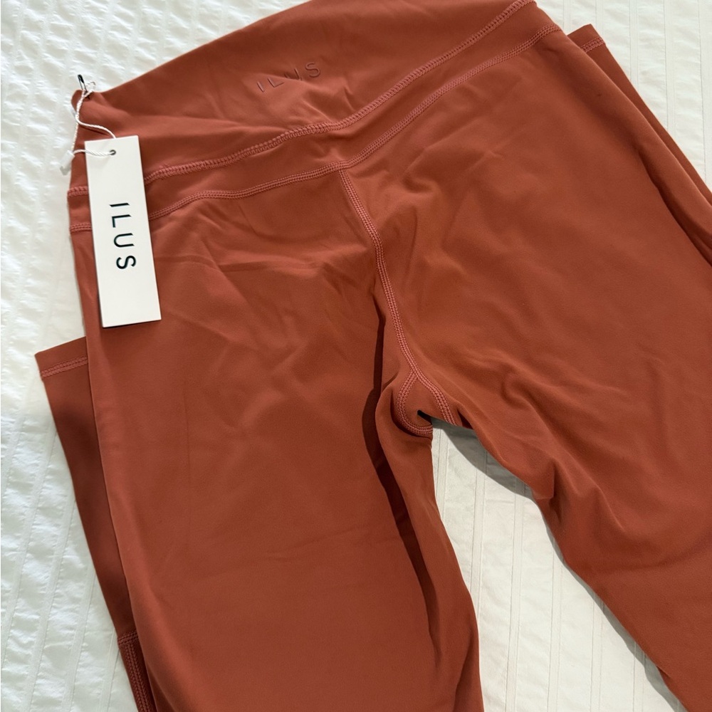 ILUS Leggings NWT